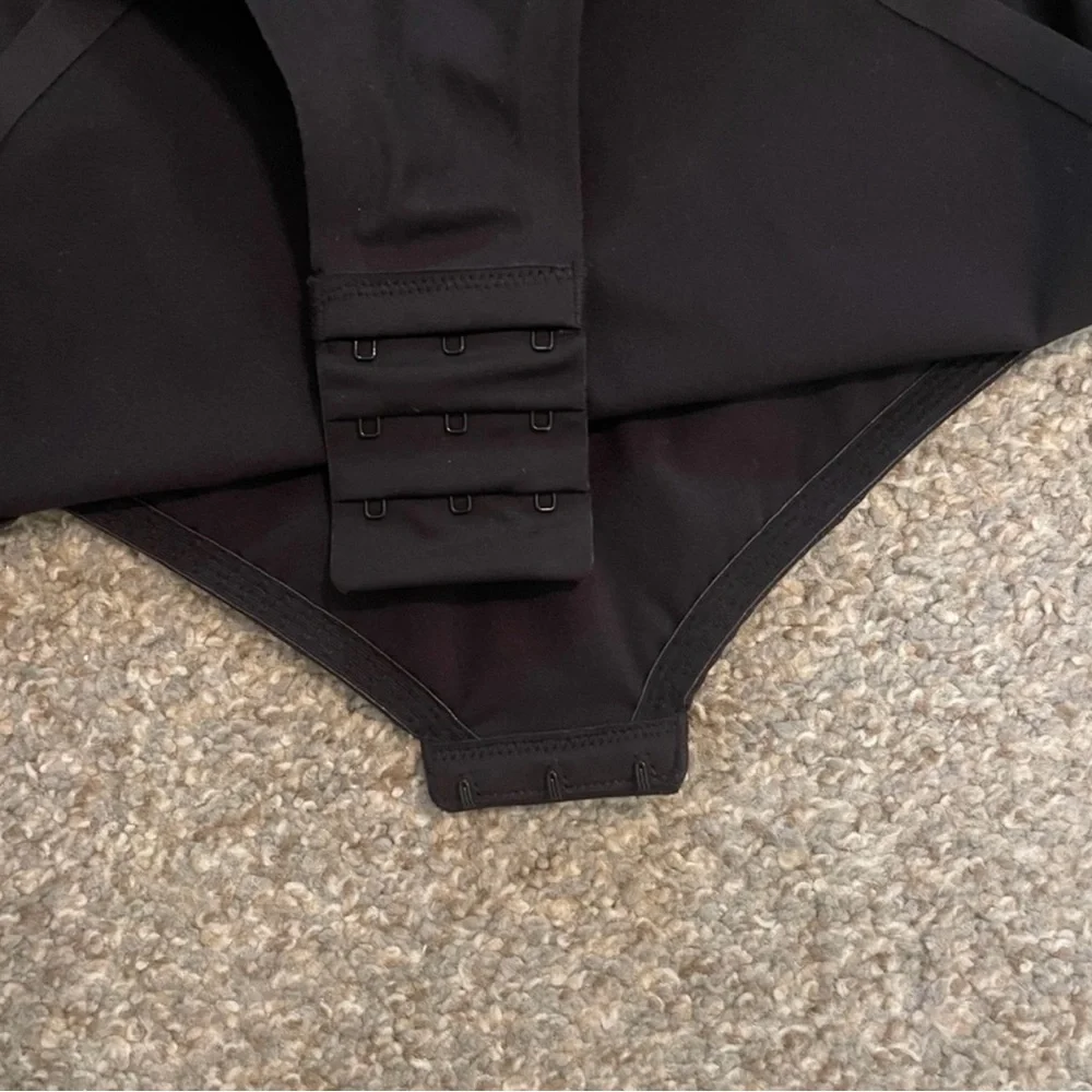 Honeylove Black Shapewear XL Bodysuit with Adjustable Straps - Picture 7 of 7